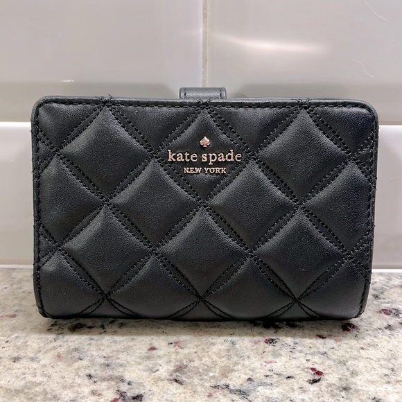 Kate Spade Black Quilted Leather Wallet EUC - Picture 1 of 9